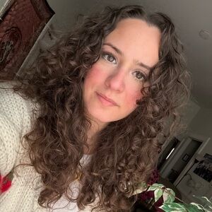 Meet your Posher, Liz